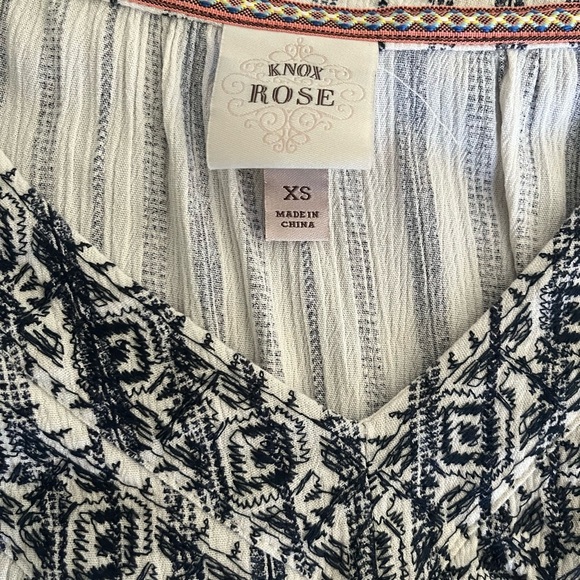 Knox Rose boho style blouse - Picture 3 of 4